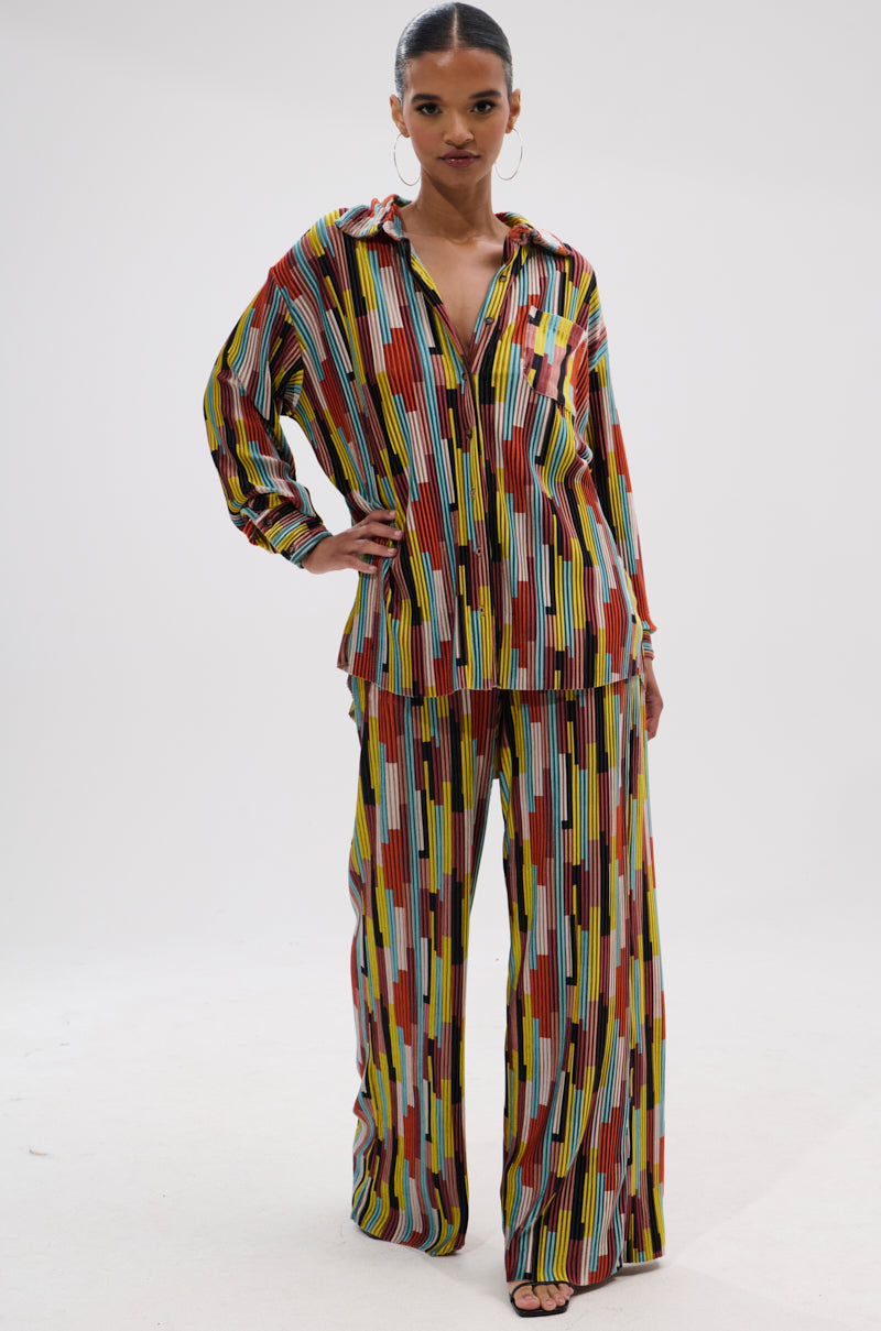 VIBES FEEL GOOD VELVET COLOR BLOCKED BUTTON DOWN