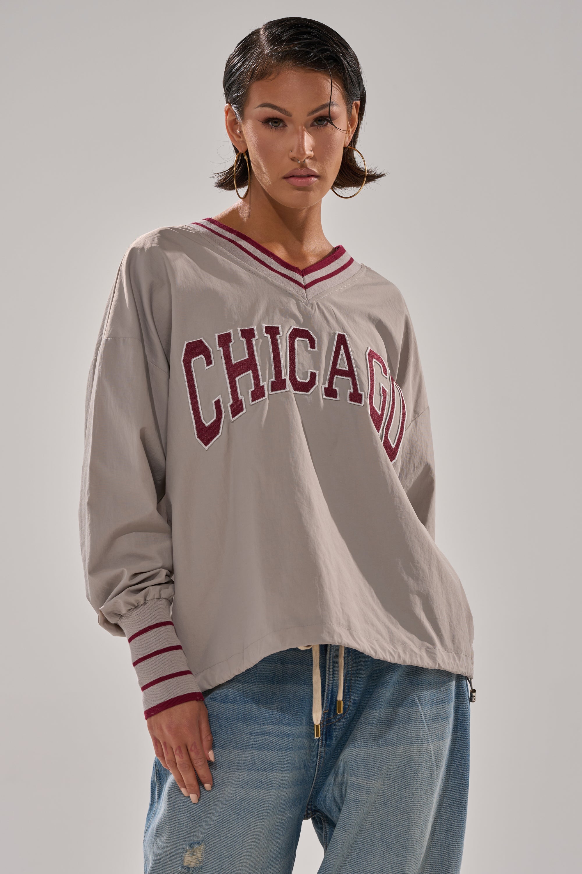 CHICAGO V-NECK SWEATSHIRT
