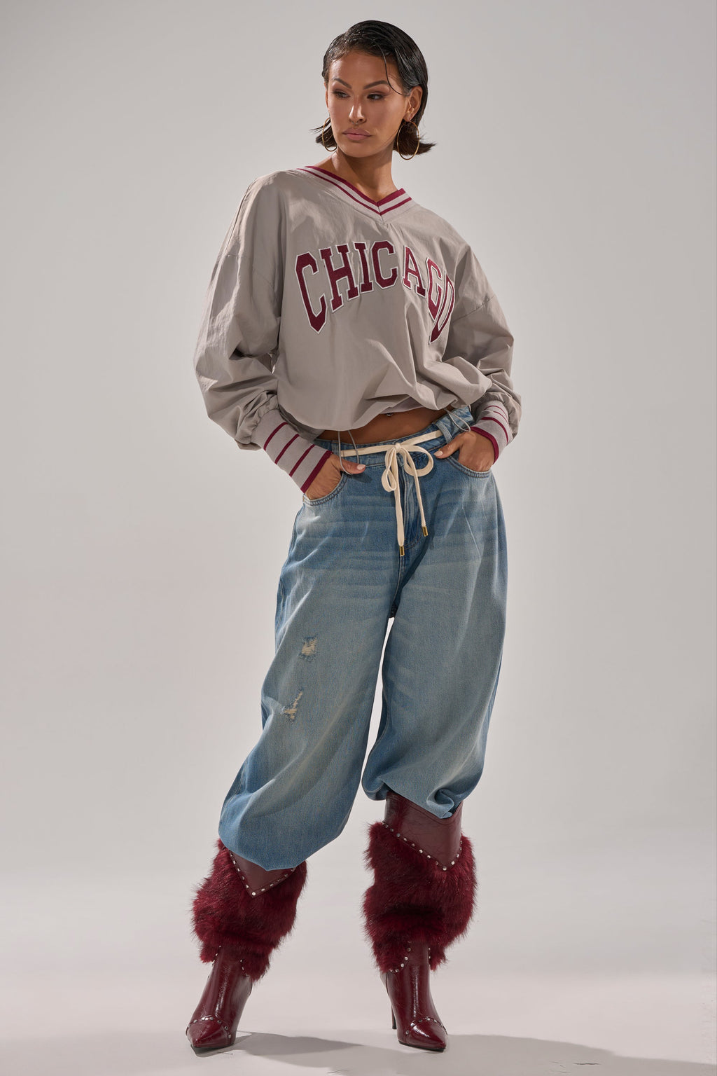 CHICAGO V-NECK SWEATSHIRT