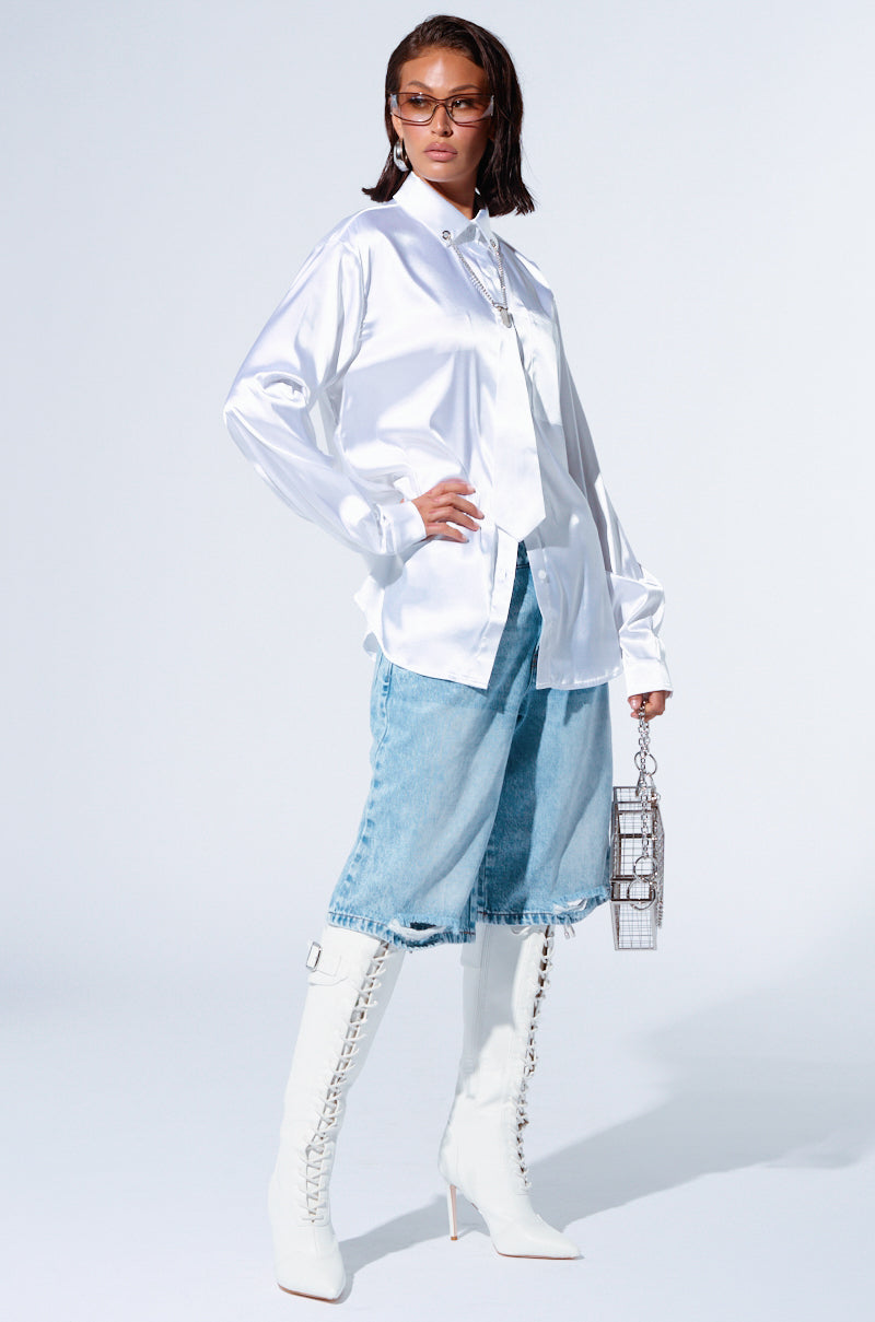 DIAMOND BRIGHT BUTTON DOWN SATIN BLOUSE