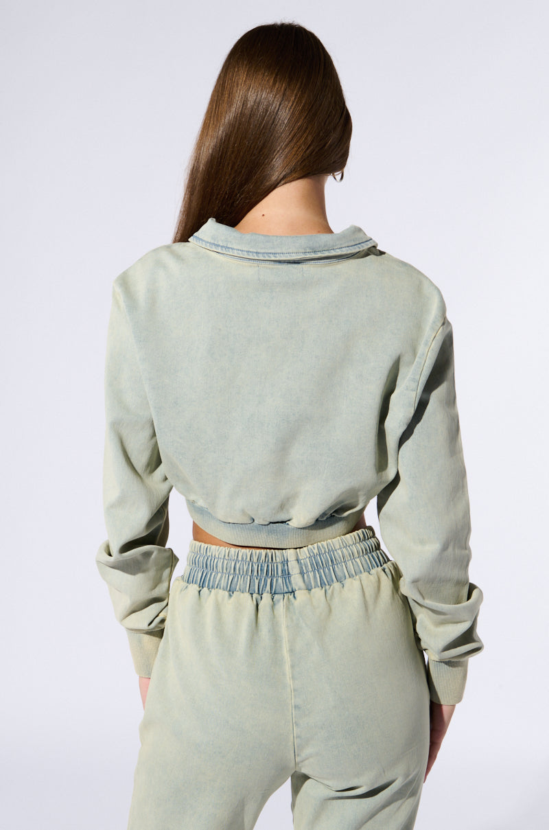 SOCIAL STATUS PULLOVER DENIM SWEATSHIRT