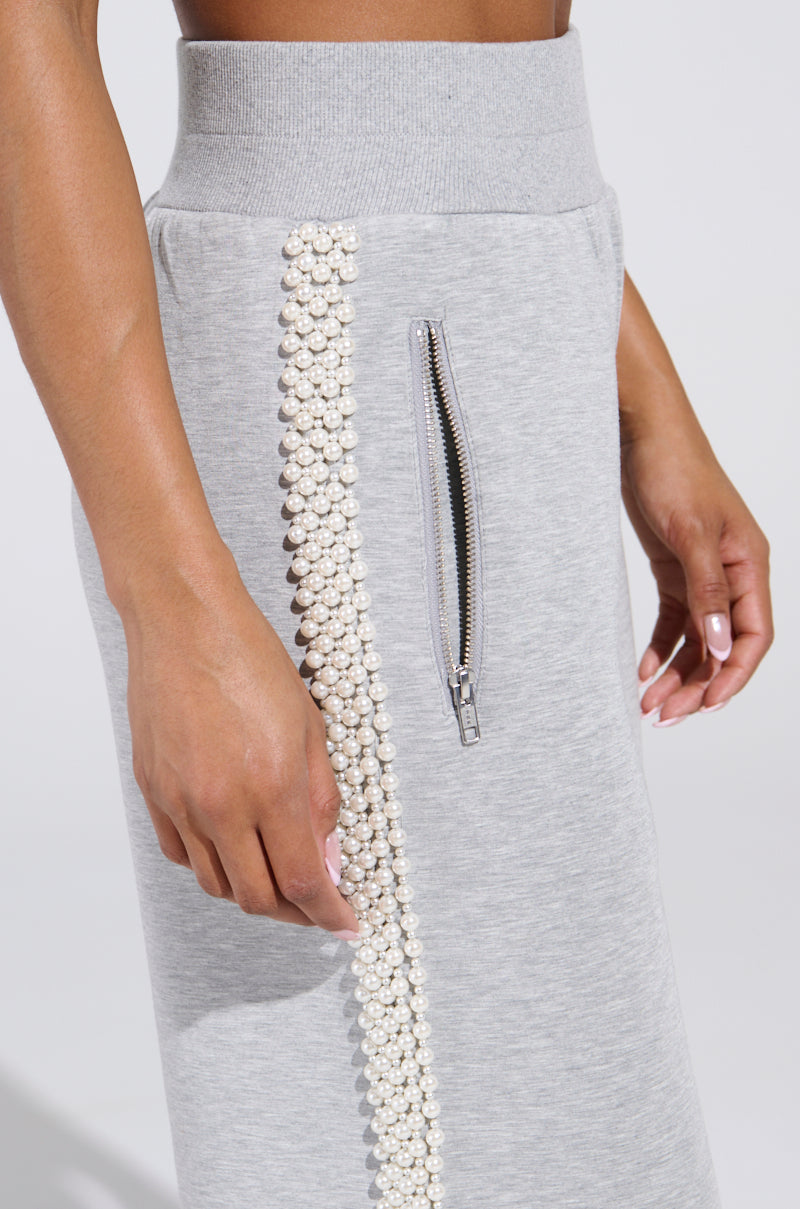 PEARL GIRL WIDE LEG JOGGER IN GREY