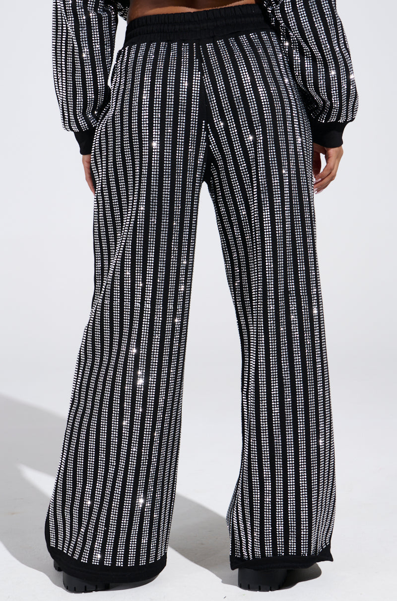 SPARKLE QUEEN WIDE LEG JOGGER