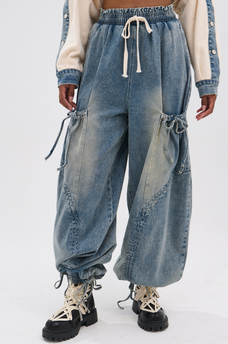 RELAX WITH WITH ME JOGGER