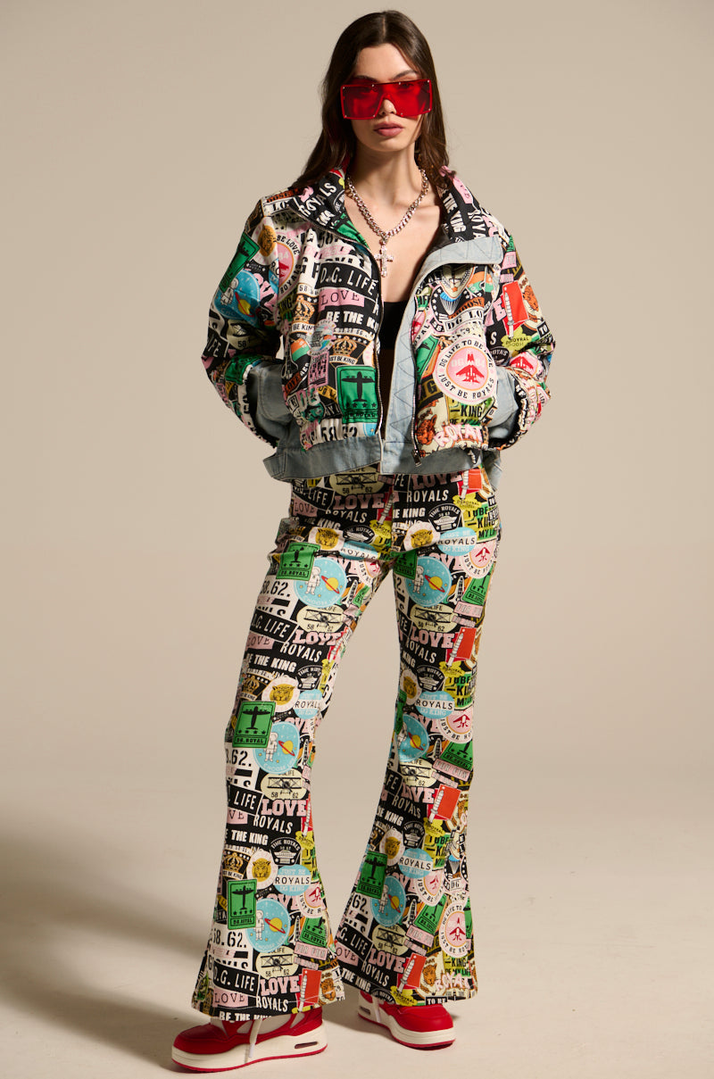 GREEN LIGHT LOW RISE FLARE DENIM