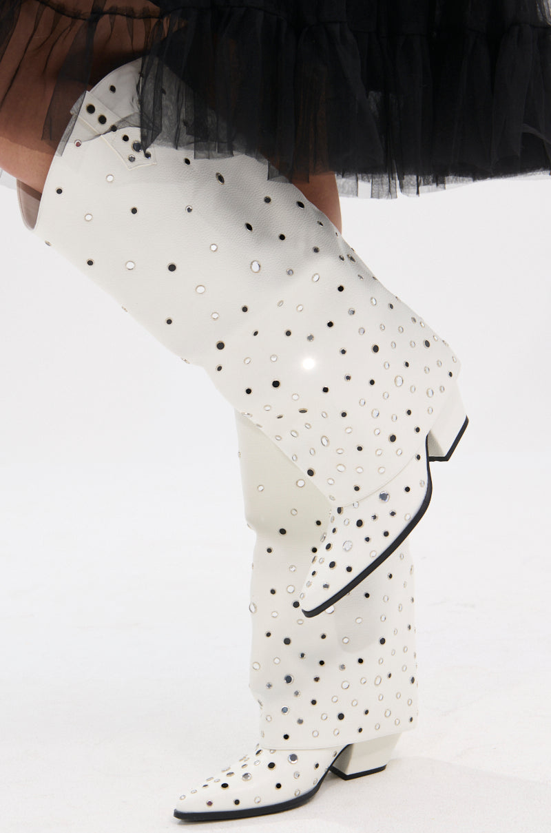 AZALEA WANG MADLOCK WHITE EMBELLISHED WESTERN BOOT