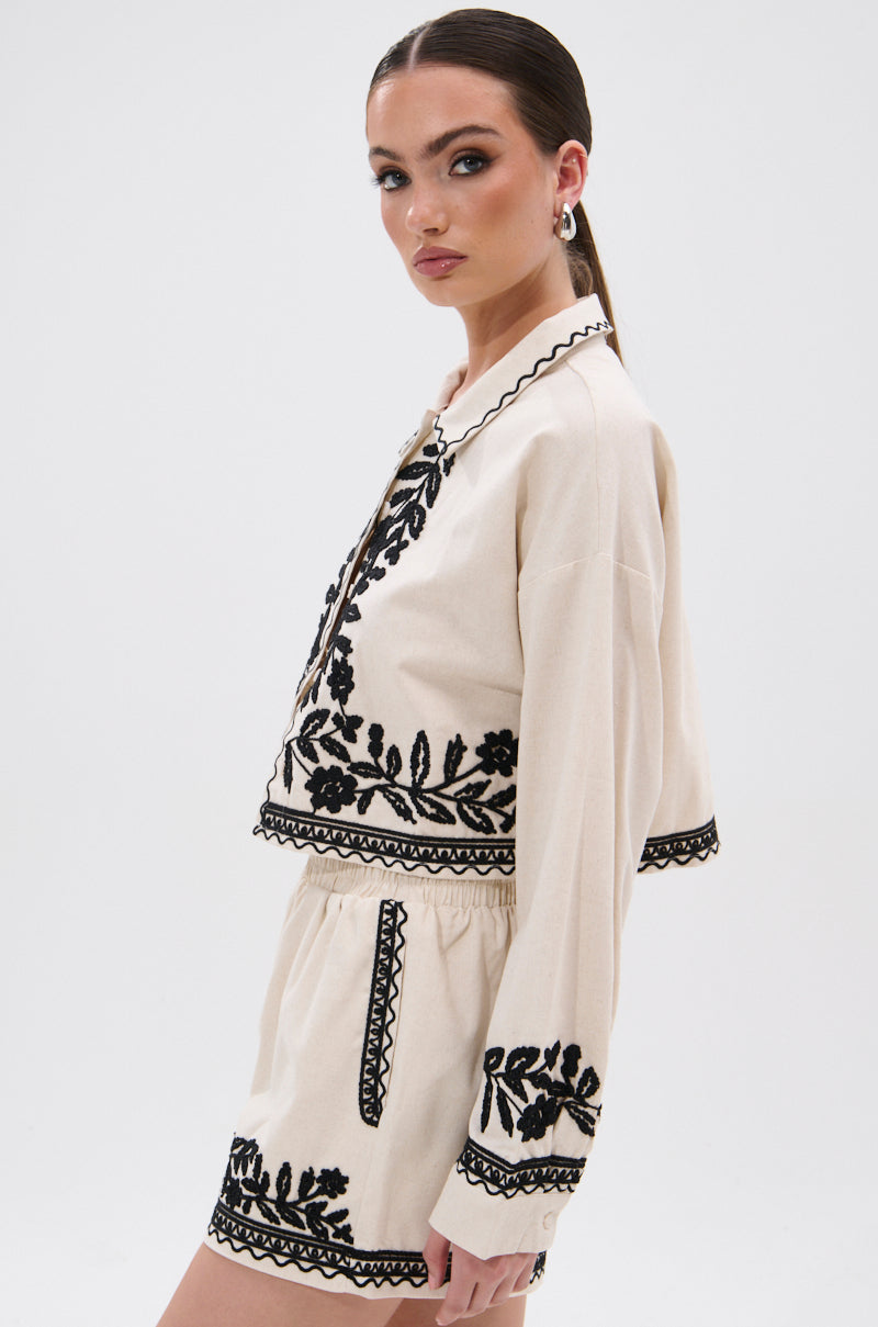 FOREVER AND EVER FLORAL BUTTON DOWN