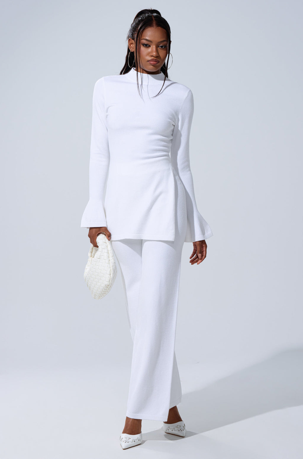 GET COZY WITH ME OVERSIZED SWEATER IN WHITE