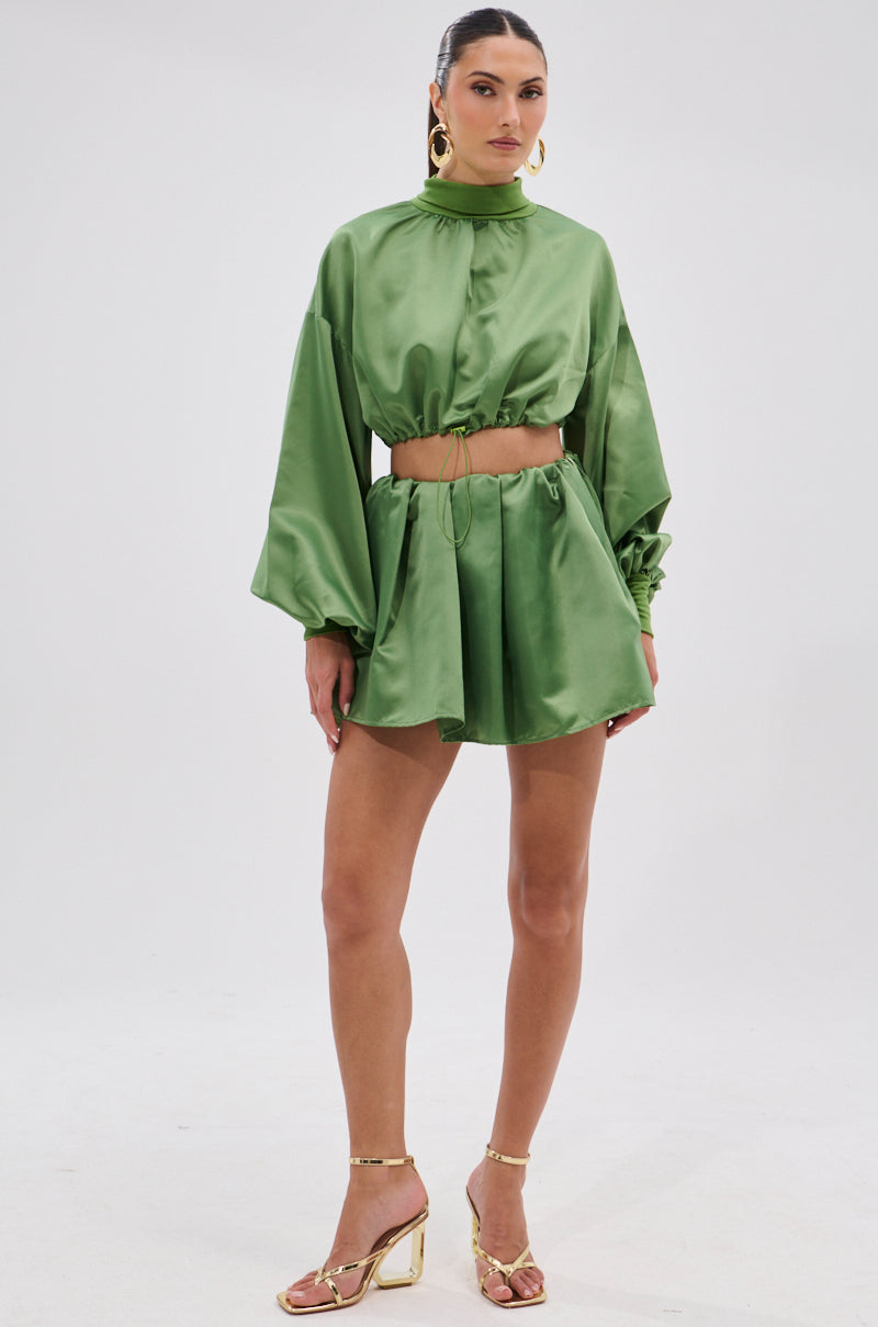 POP IT OFF TURTLENECK BLOUSE