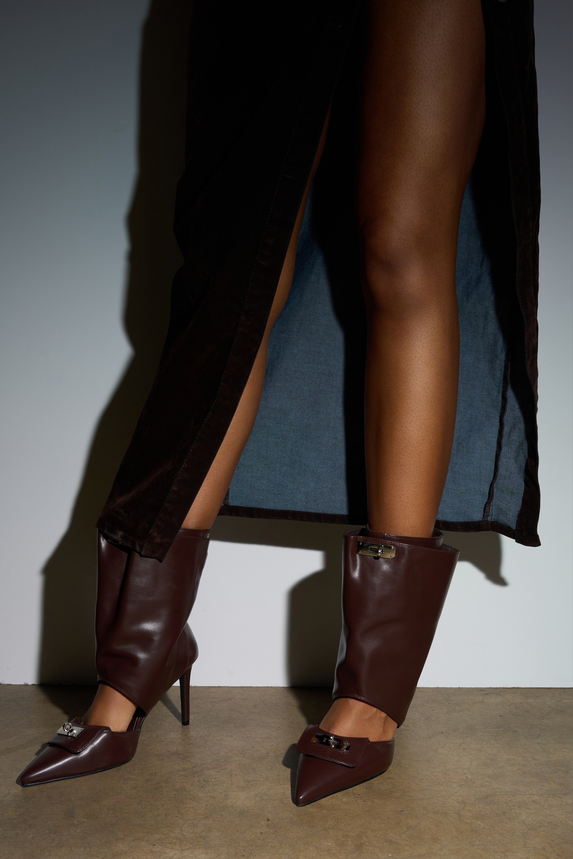 AZALEA WANG SARVESH BROWN CUTOUT STILETTO BOOTIE