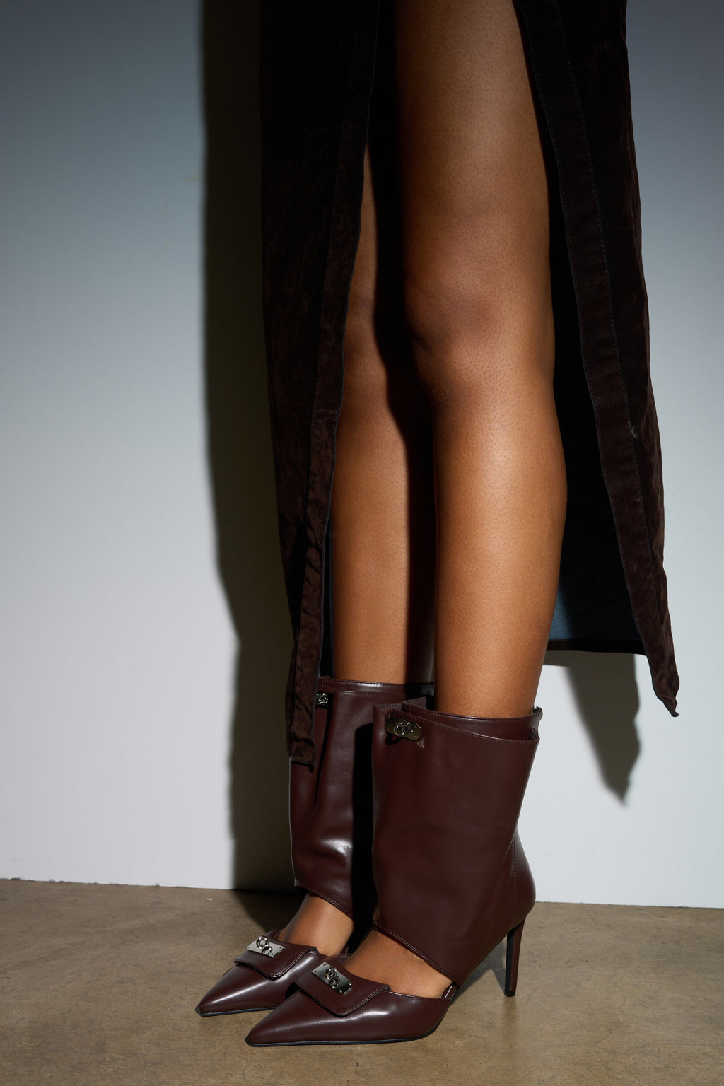 AZALEA WANG SARVESH BROWN CUTOUT STILETTO BOOTIE