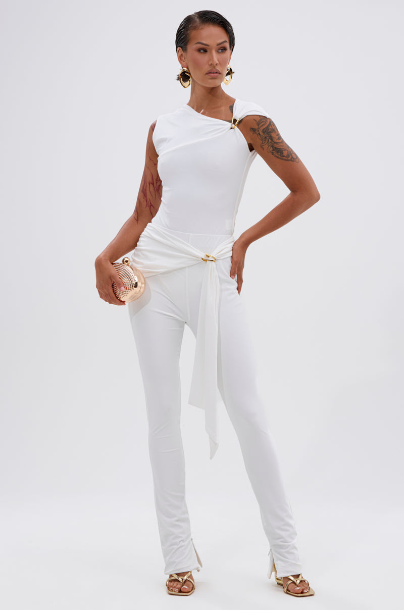 IZZY SEAMLESS BODYSUIT