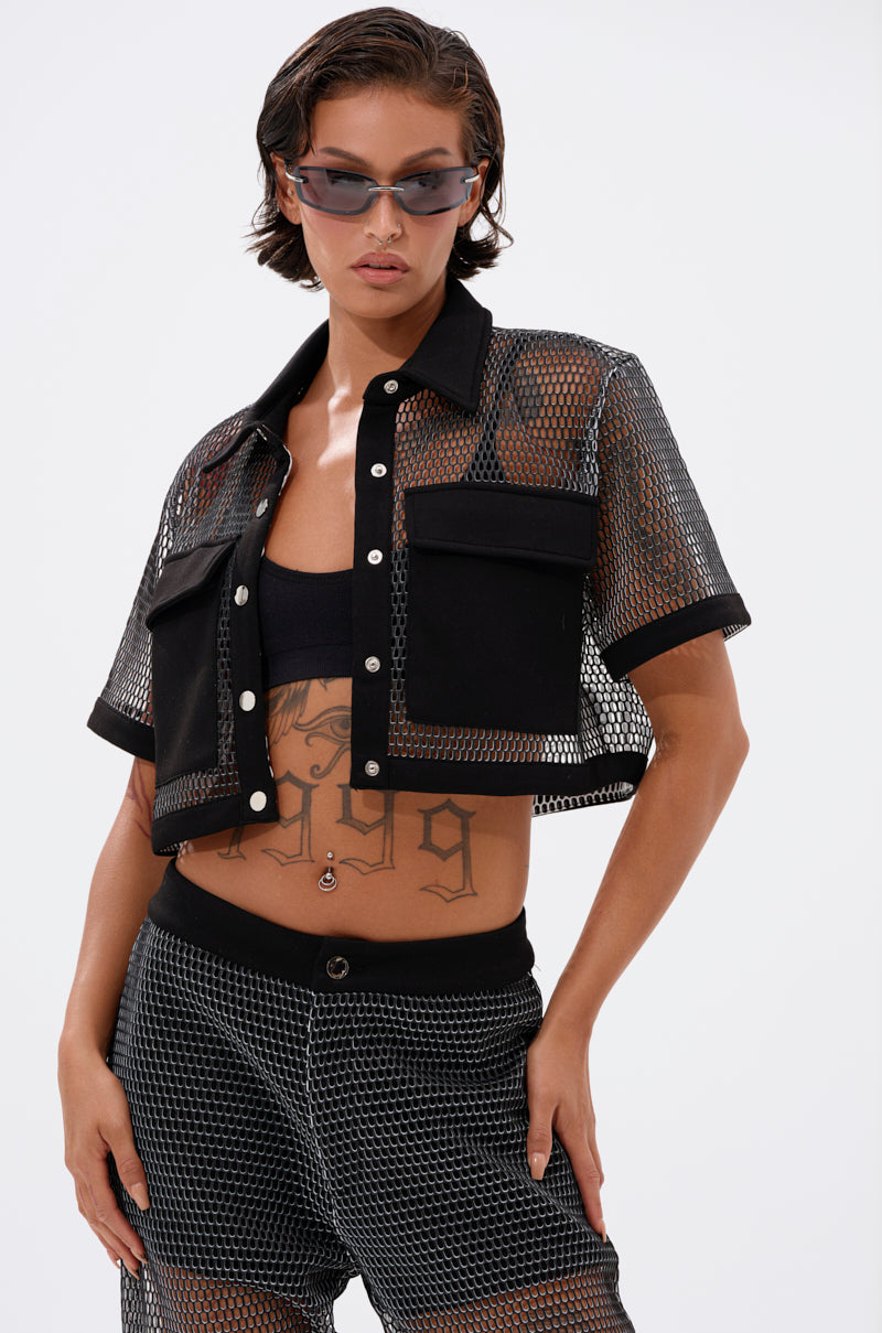 STEPHANIA TRANSPARENT BUTTON DOWN