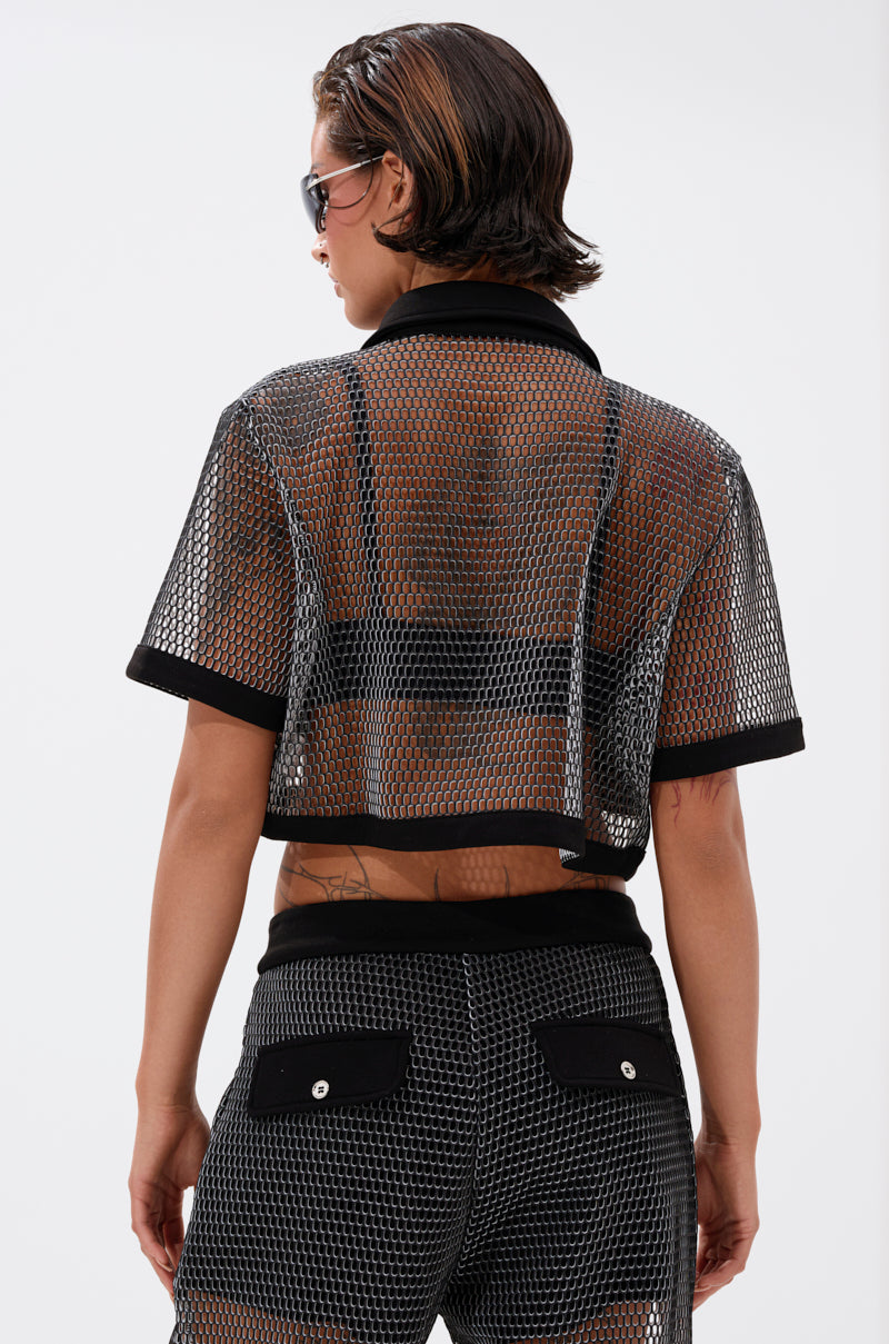 STEPHANIA TRANSPARENT BUTTON DOWN