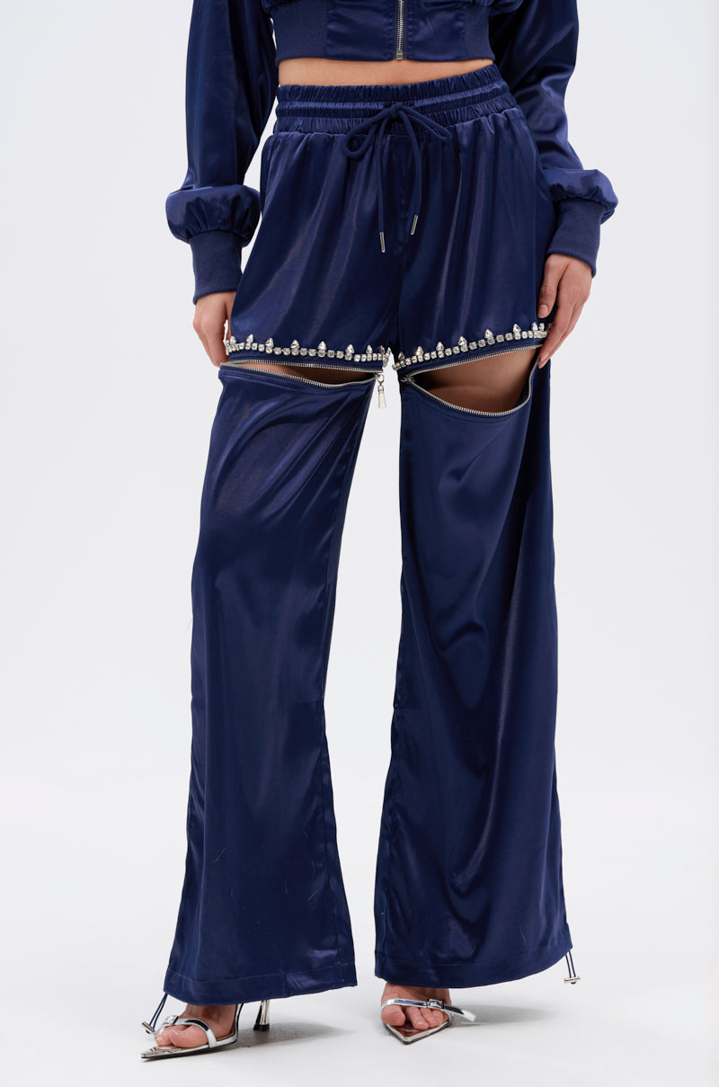 CALL BACK CUTOUT SATIN JOGGER