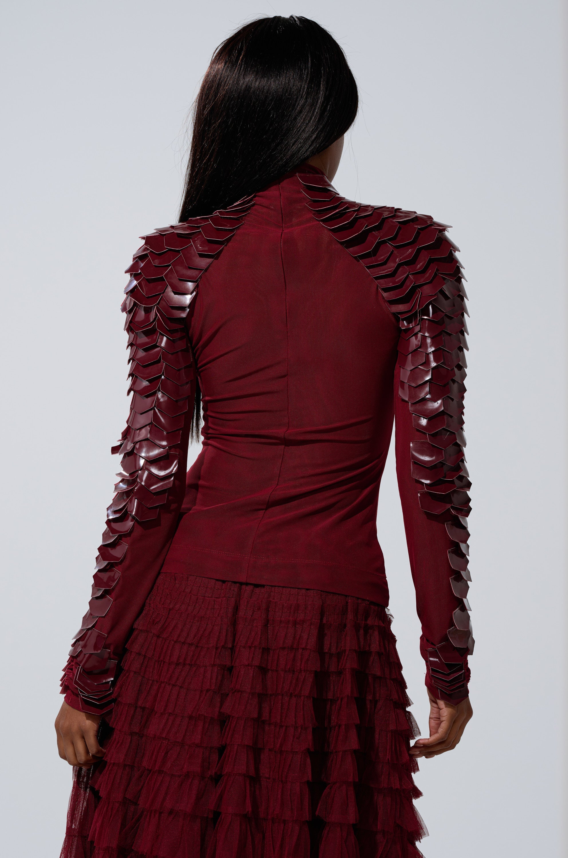 VELMA VINYL SCALE TOP IN BURGUNDY