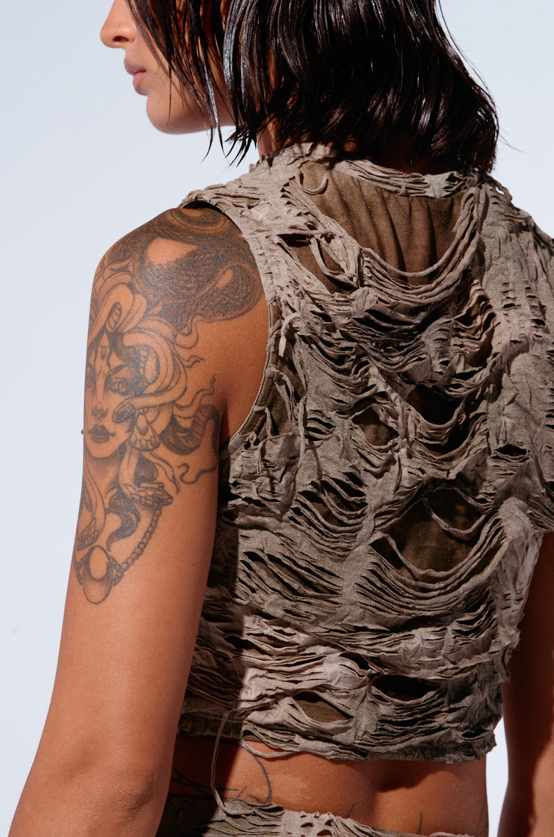 QUEEN OF LOVE DISTRESSED TOP IN GREEN