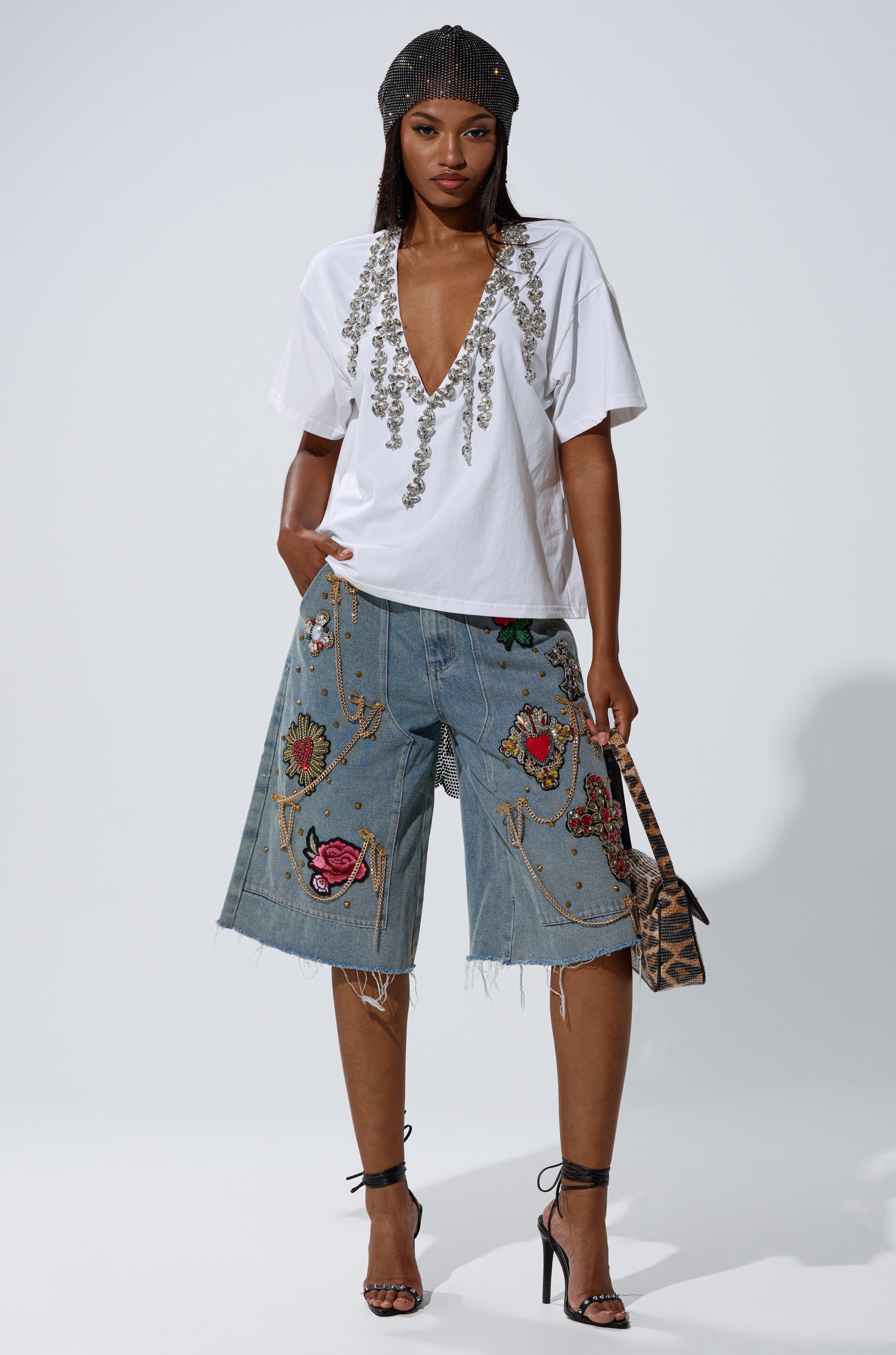 TOO DEEP RHINESTONE TEE