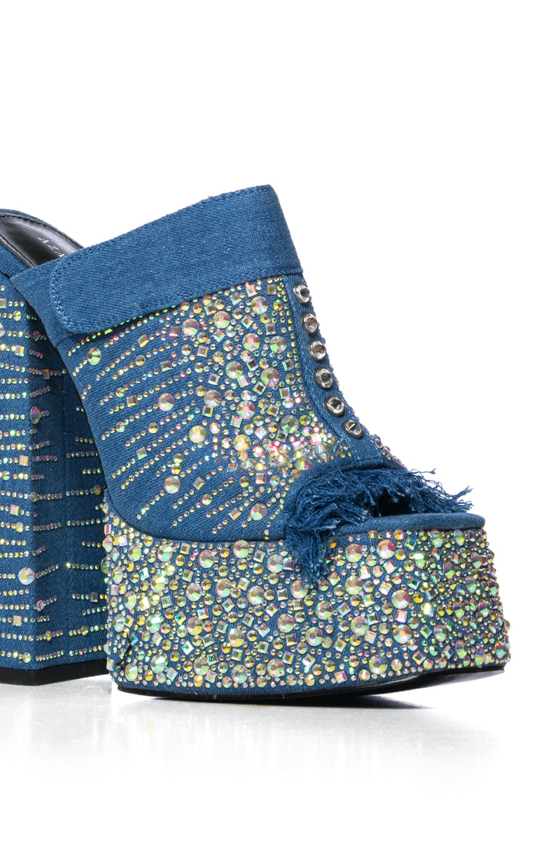 AZALEA WANG BALDY DENIM EMBELLISHED CHUNKY MULE