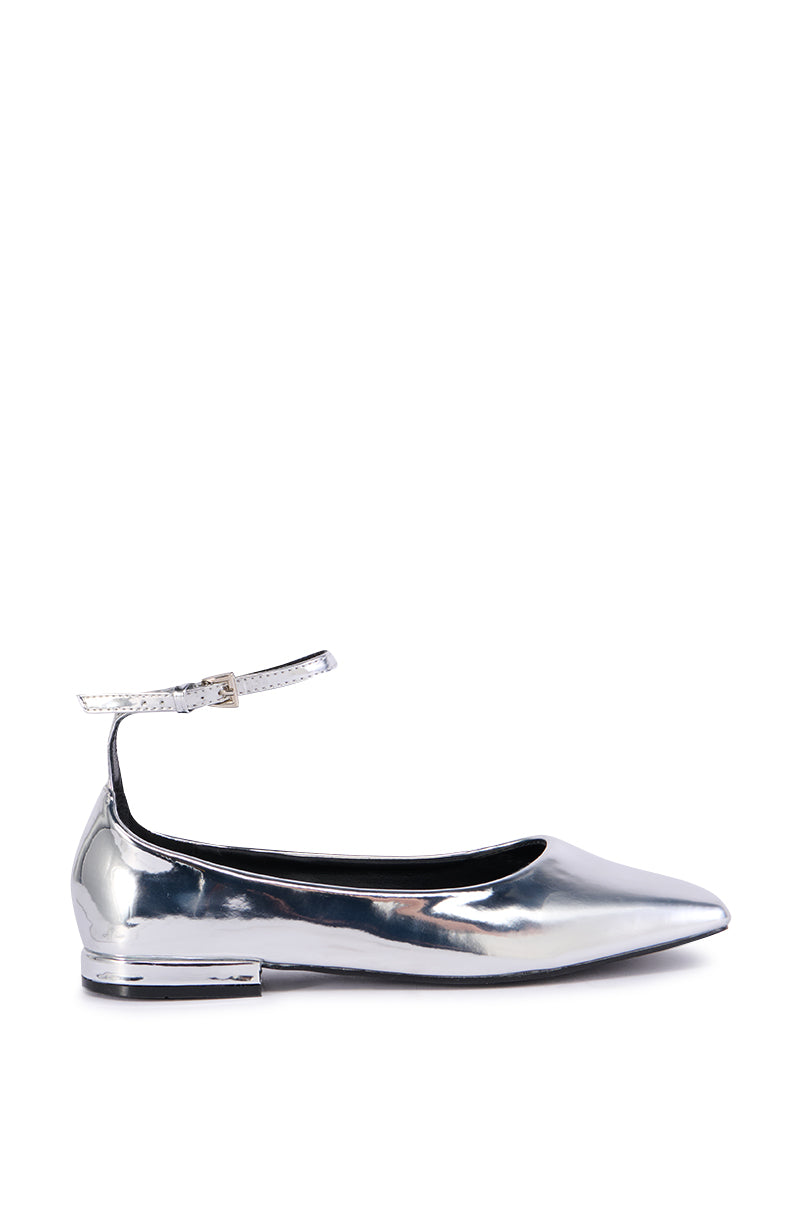 AZALEA WANG CASTIEL SILVER METALLIC BALLET FLAT