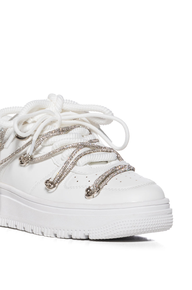 AZALEA WANG FINOLA EMBELLISHED FLATFORM SNEAKER IN WHITE