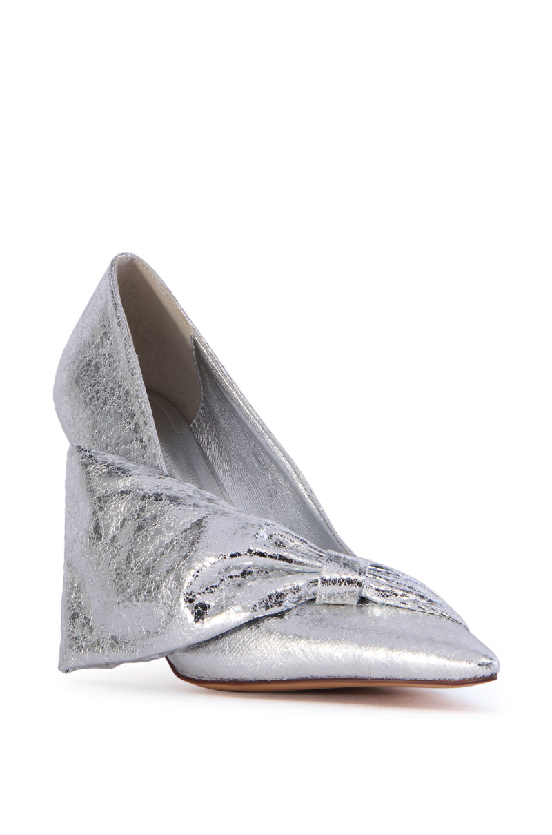 AZALEA WANG GEOVANNI SILVER FOIL LOOK PUMP