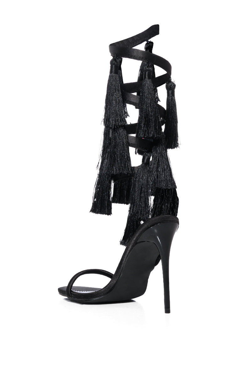 AZALEA WANG JAXON BLACK FRINGE SANDAL
