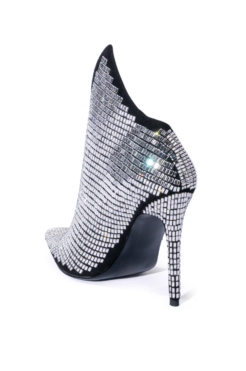 AZALEA WANG EVELYN STILETTO BOOT IN SILVER