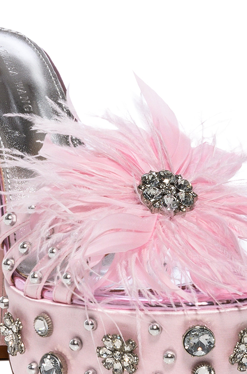 AZALEA WANG KIKI EMBELLISHED CHUNKY SANDAL IN LIGHTPINK