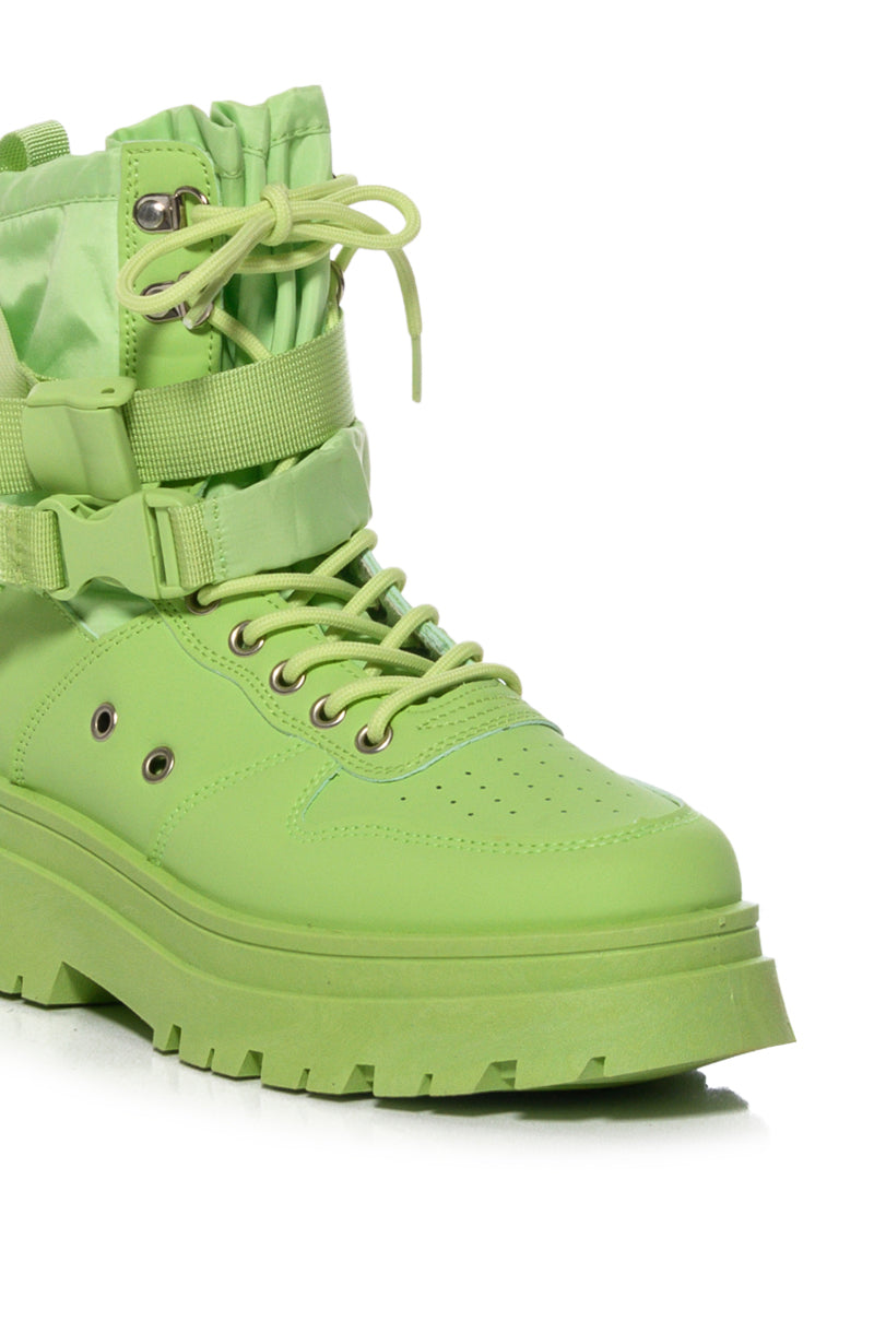 AZALEA WANG PEACHY MONOCHROMATIC SNEAKER IN GREEN