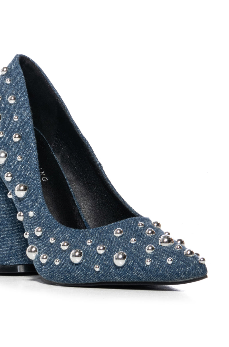 AZALEA WANG POSY DENIM EMBELLISHED PUMP