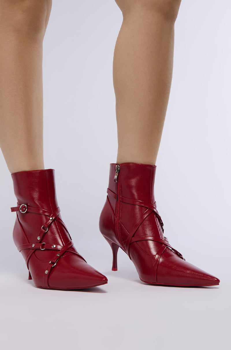 AZALEA WANG PURNIMA RED BOOTIE