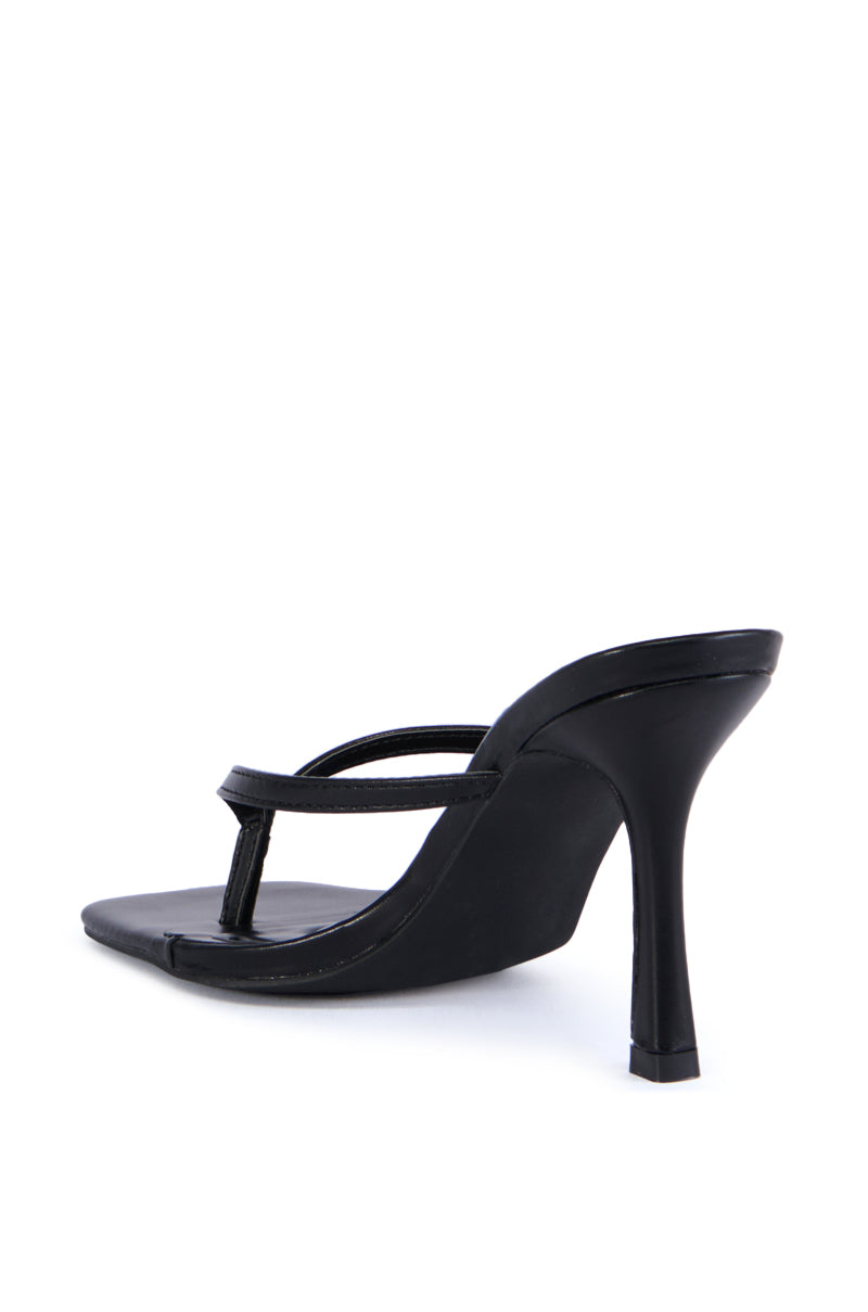 AZALEA WANG RODOLFO BLACK THONG TOE STILETTO SANDAL