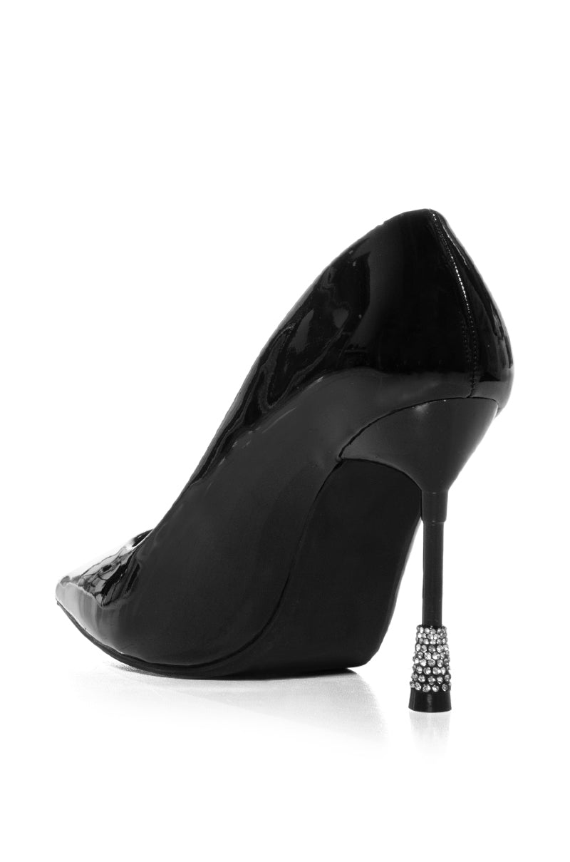AZALEA WANG SHELLEY BLACK PATENT PUMP