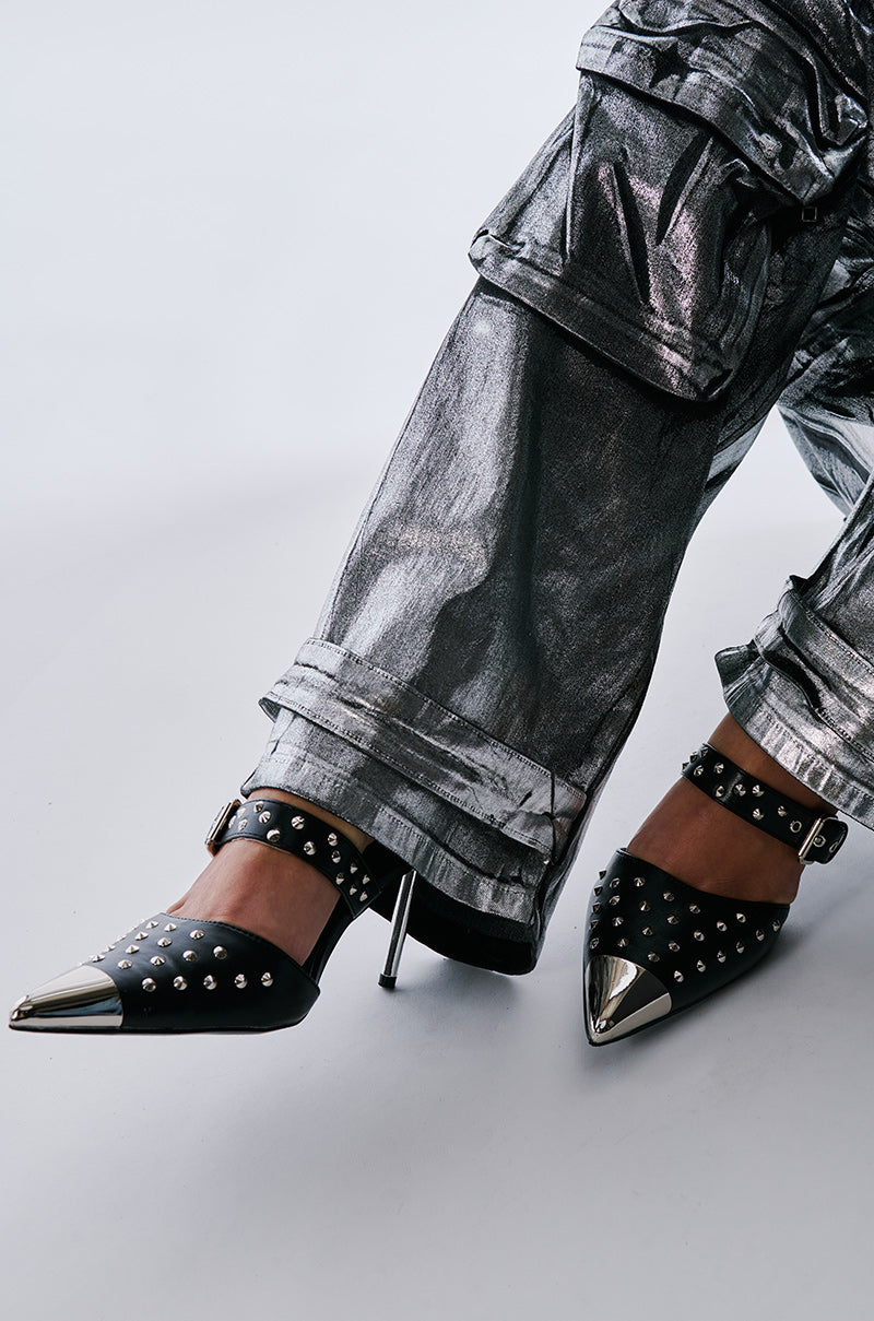 AZALEA WANG SMYTH BLACK STUDDED PUMP