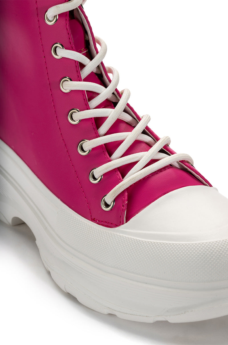 AZALEA WANG SOUTH FLATFORM SNEAKER IN PINK