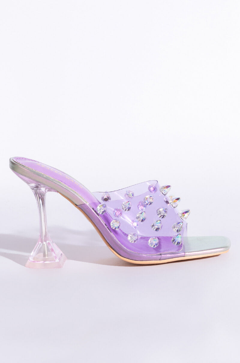 AZALEA WANG SWEET AND SOUR CHUNKY SANDAL IN PURPLE