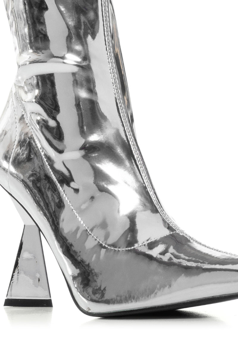 AZALEA WANG TARANTO BOOTIE IN SILVER CHROME