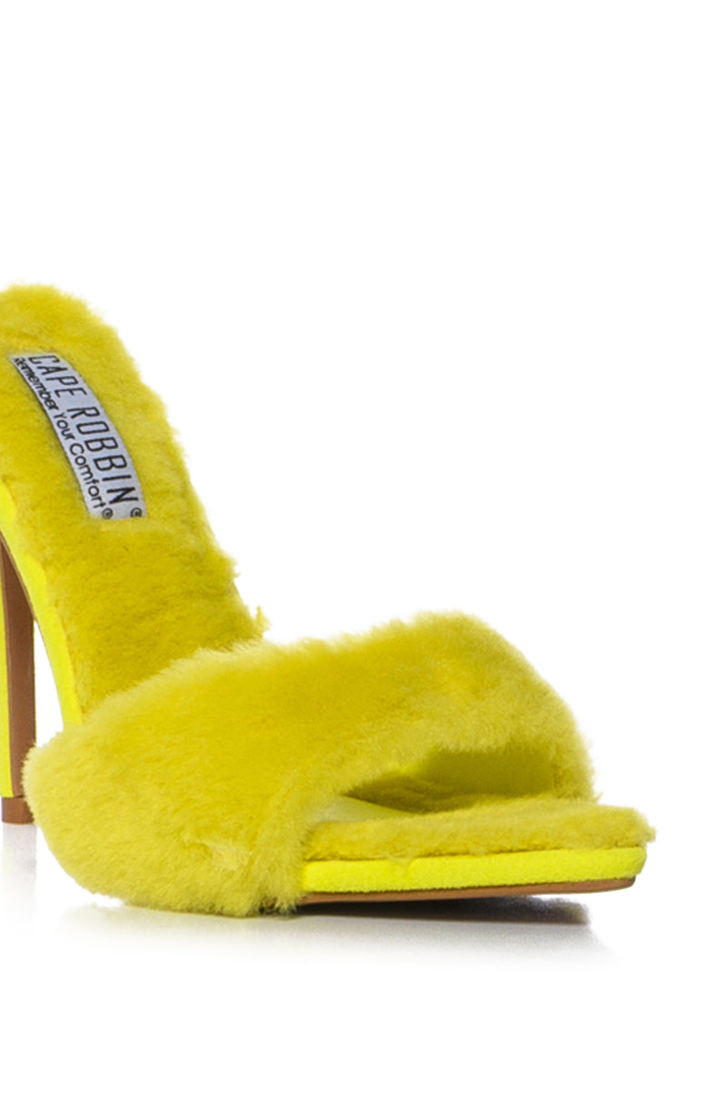 BMOVE FUZZY POINTED SANDAL IN YELLOW