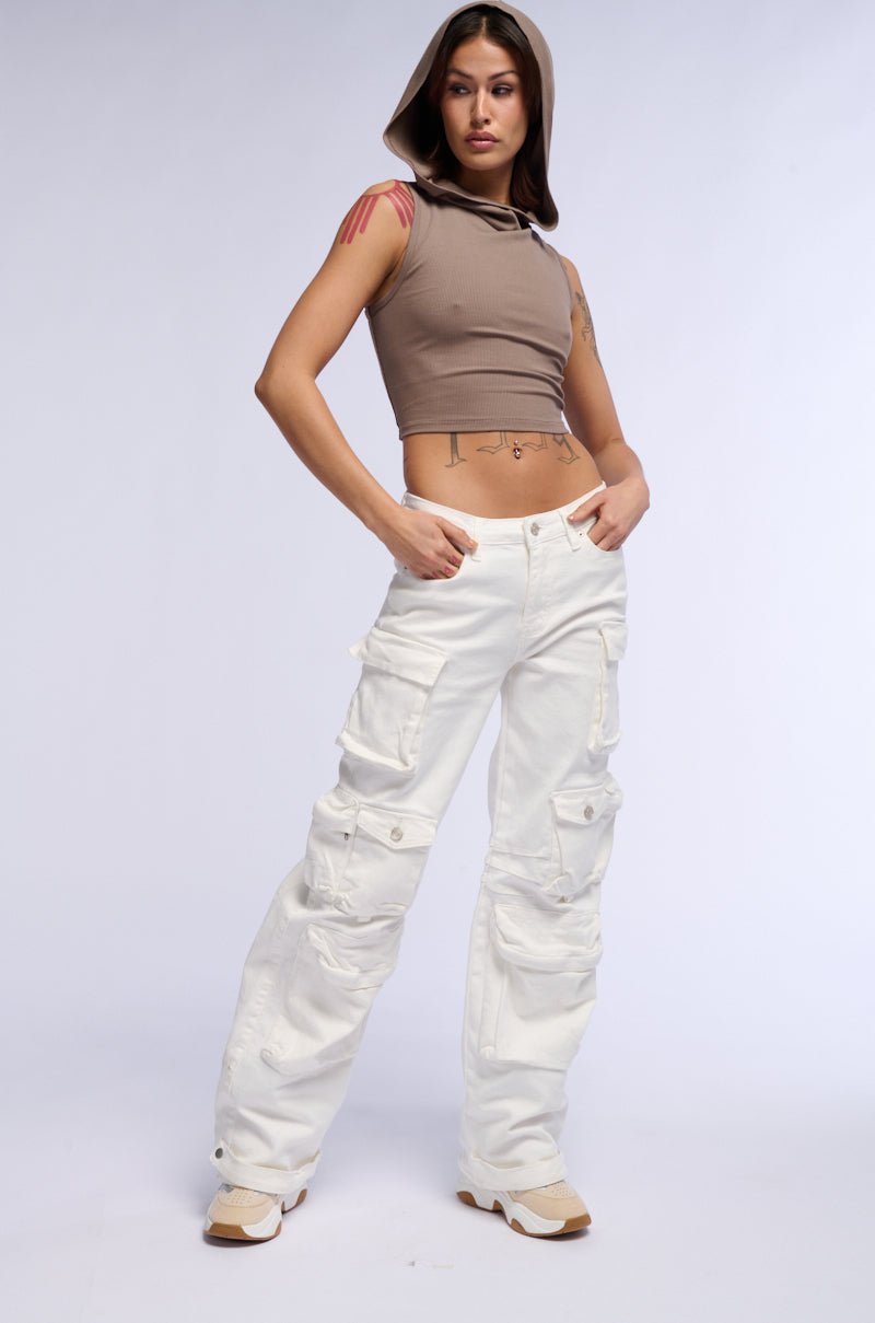 BROOKLYN CARGO POCKET WIDE LEG JEAN IN WHITE