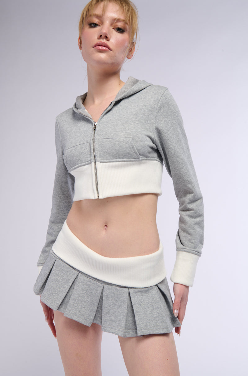 CALL ME MAYBE PLEATED MINI SKIRT