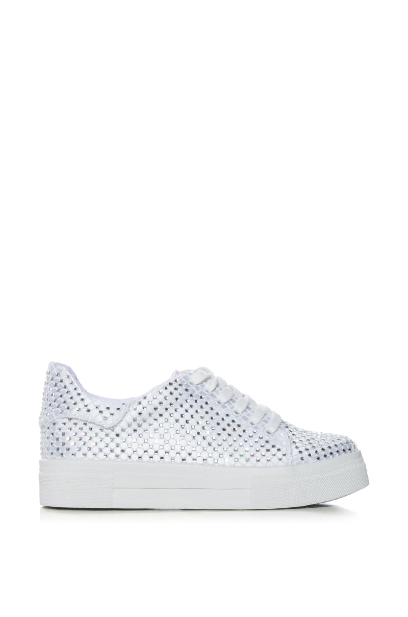 AZALEA WANG COPE 12 WHITE SPARKLE FLAT SLIP ON SNEAKER