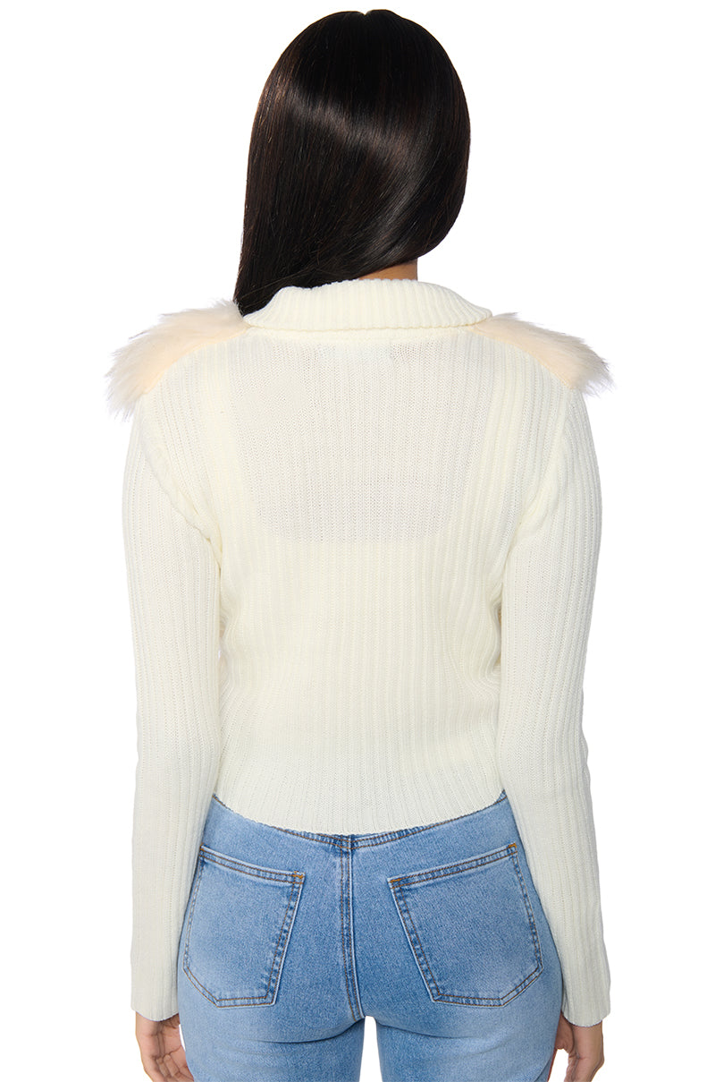 COLDEST WINTER ZIP UP FAUX FUR TRIM KNIT SWEATER IN IVORY