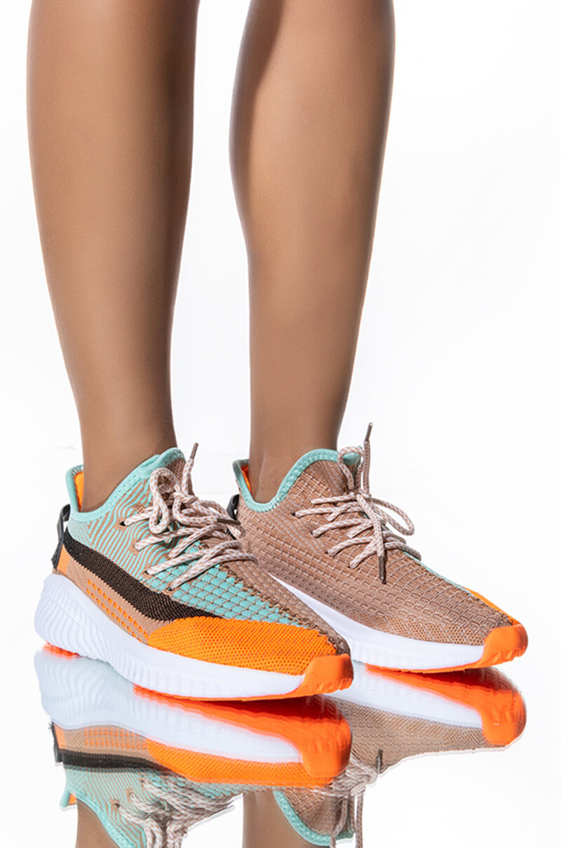 DO IT LIKE THIS FLAT SNEAKER