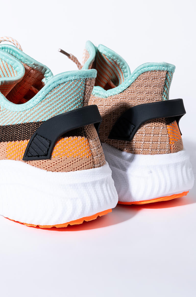 DO IT LIKE THIS FLAT SNEAKER