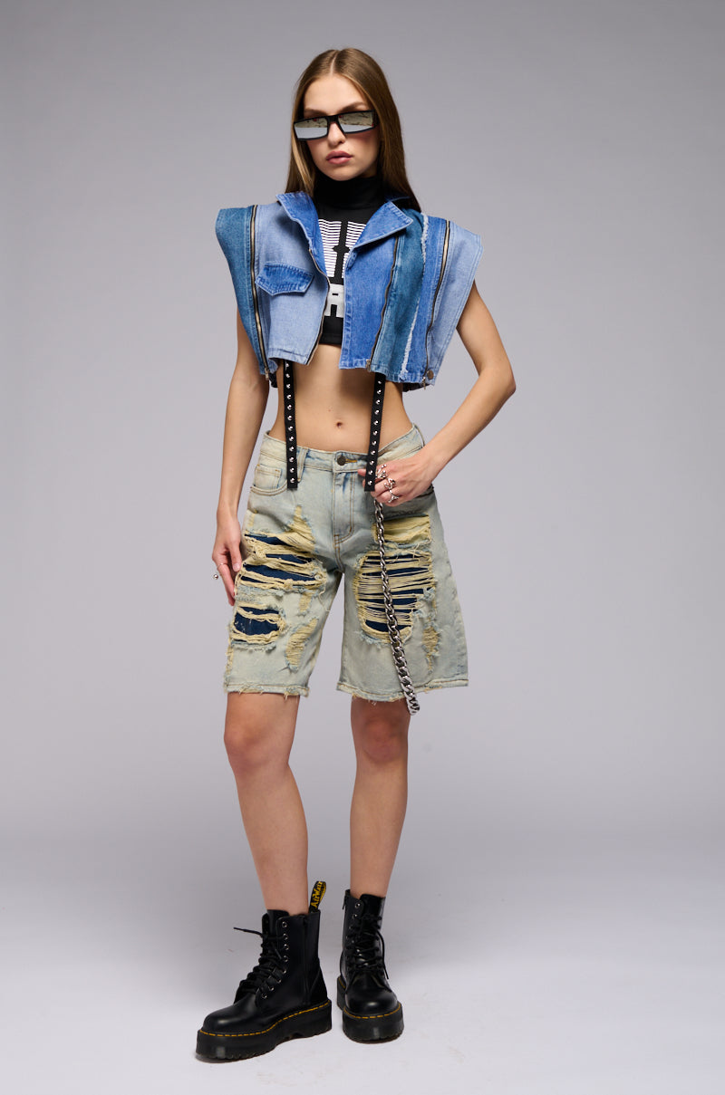 EASY LOVING CROP DENIM TOP