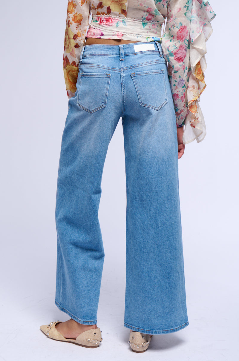 EVERYDAY EVERY MINUTE FLARE JEAN