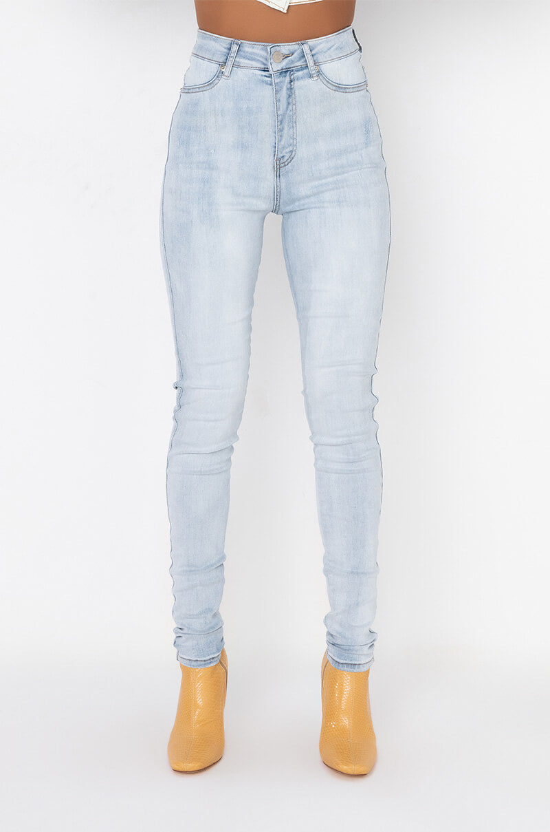 EXTREME STRETCH SKINNY JEANS BUTTERFLY