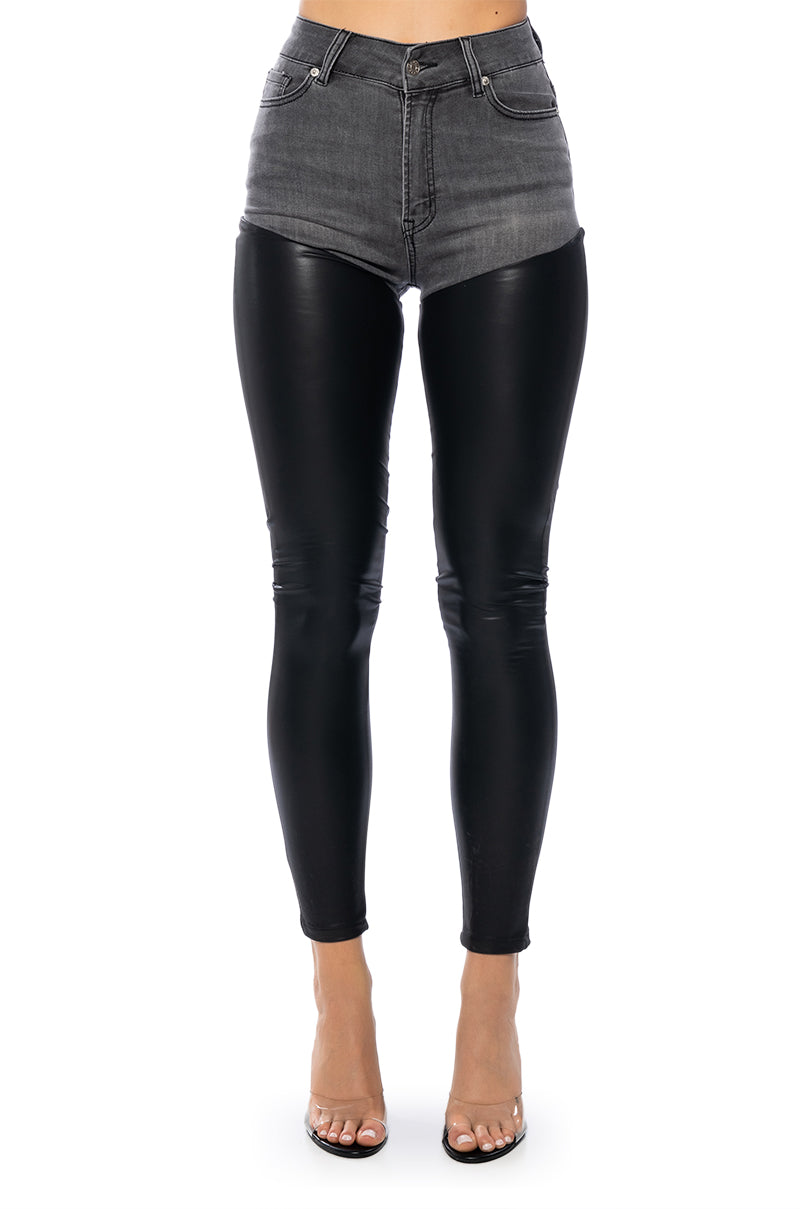 EXTREME STRETCH HIGH WAIST SKINNY JEANS WITH FAUX LEATHER