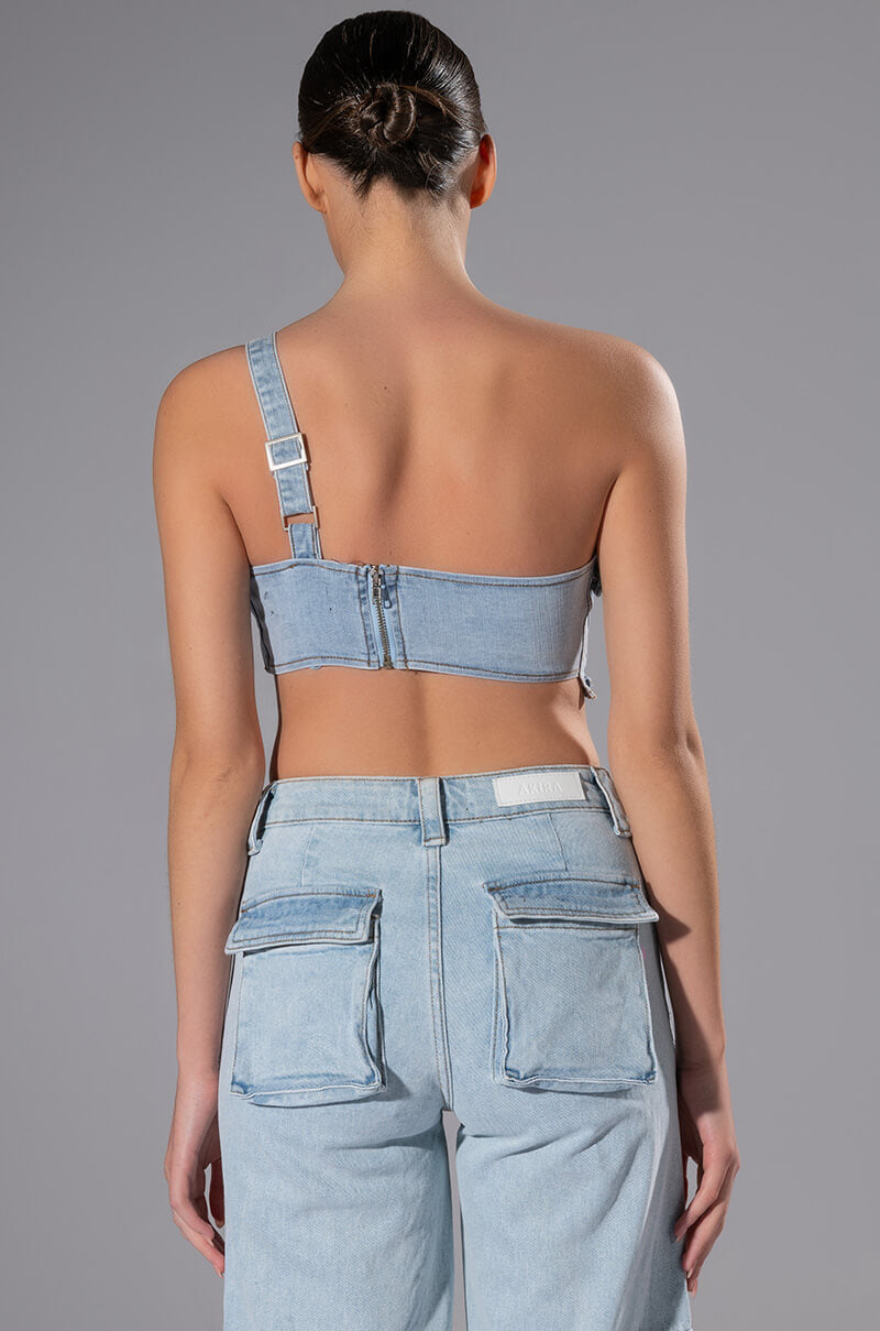 KENLY BUCKLE DETAIL DENIM CROP TOP